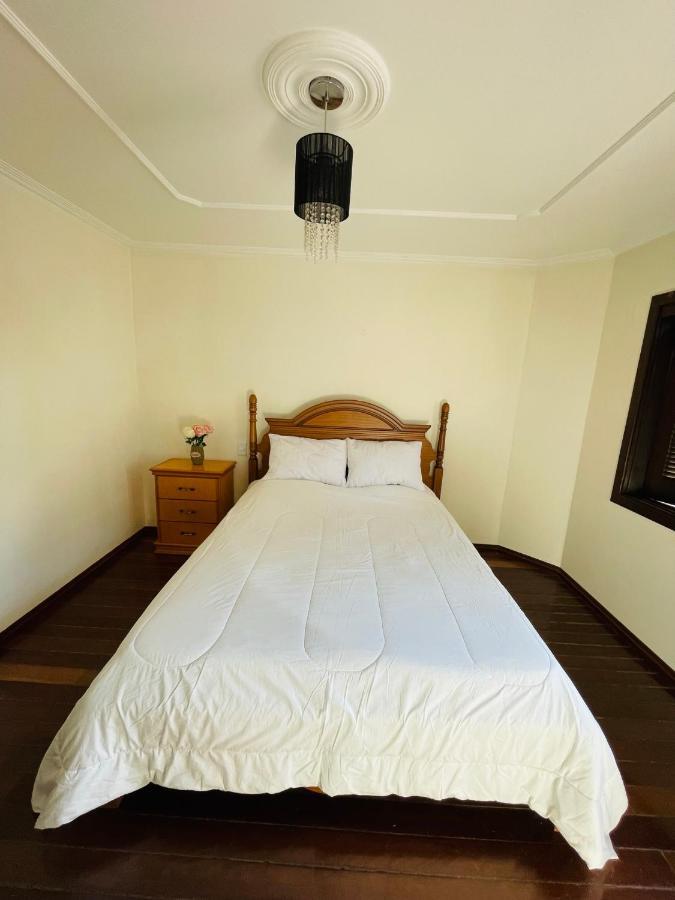 Residencial Pine House Hotel Canela Eksteriør billede