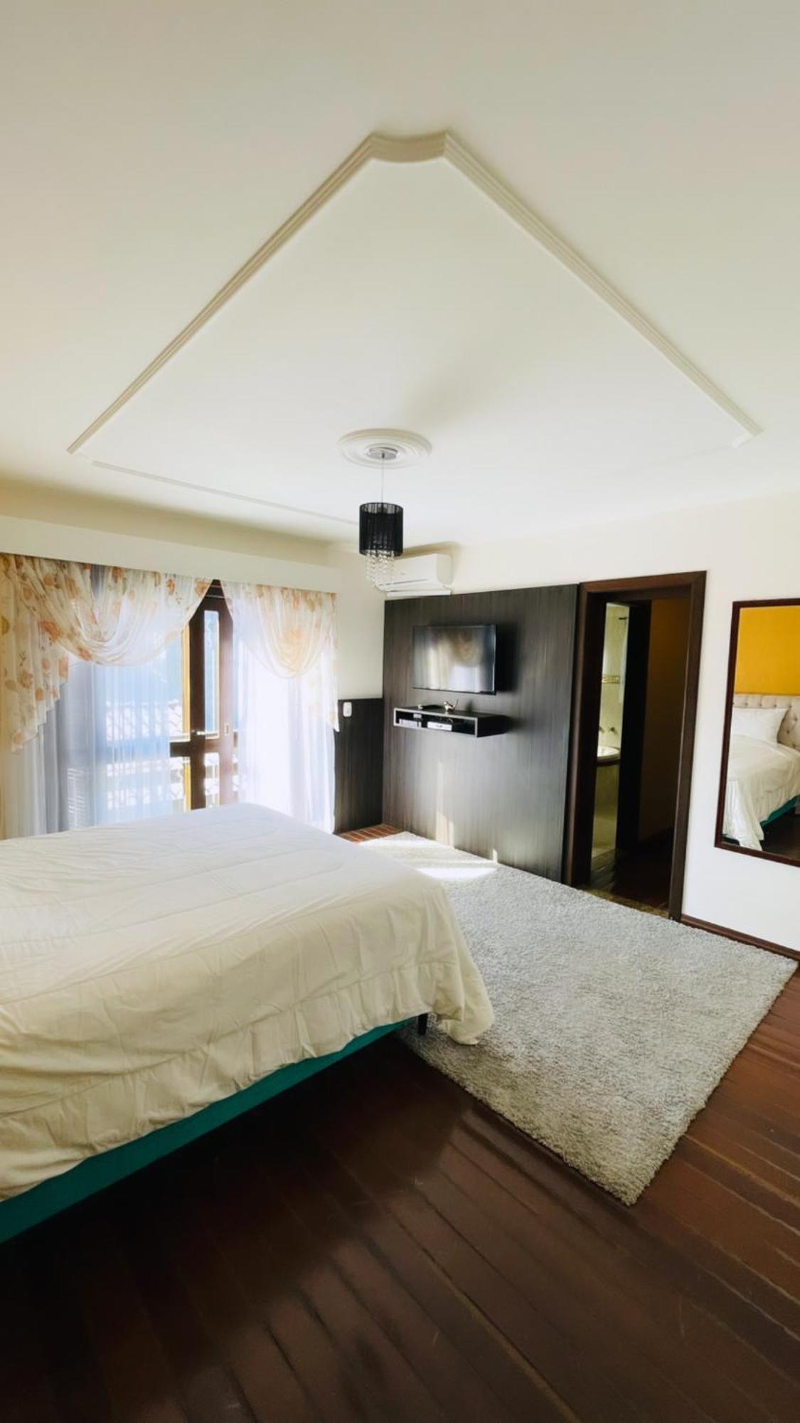 Residencial Pine House Hotel Canela Eksteriør billede