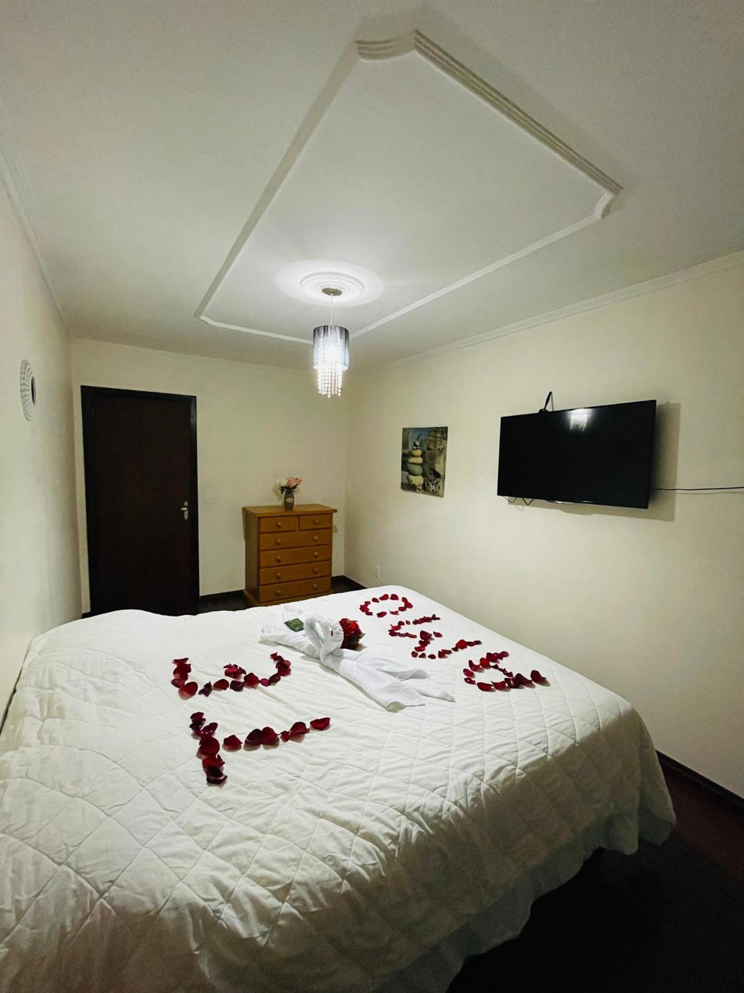Residencial Pine House Hotel Canela Eksteriør billede